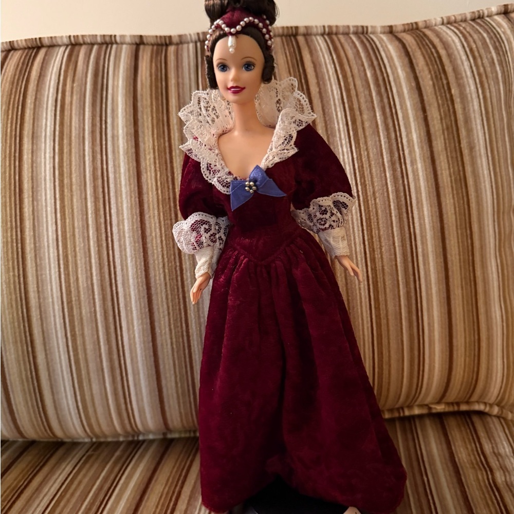 Be My Valentine: Sentimental Valentine Barbie by Hallmark